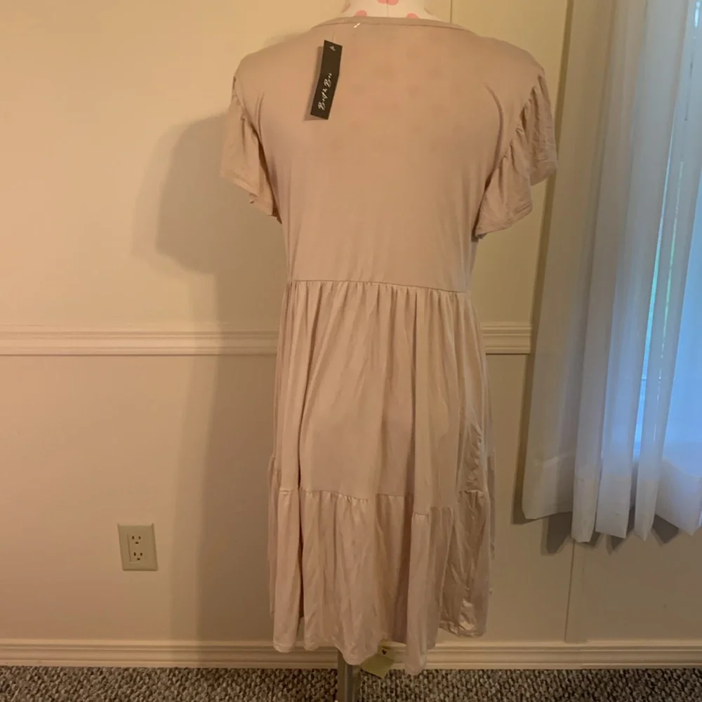 Brit & Bri Tan Color Women's Dress NEW Size X Large Short sleeve Comfy stretch